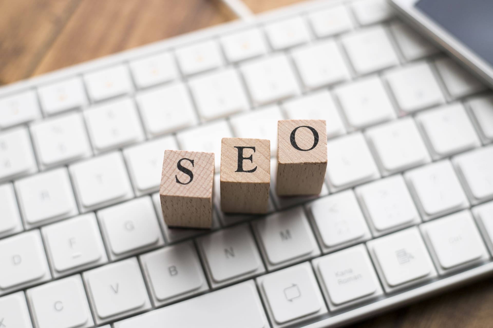 権威性とは？SEOにおけるE-A-Tの重要性と高め方を解説